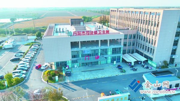 紧盯眼镜之乡“三个愿景”勇当产业强市“急先锋”——访丹阳市司徒镇党委书记蔡辉斌(图3)