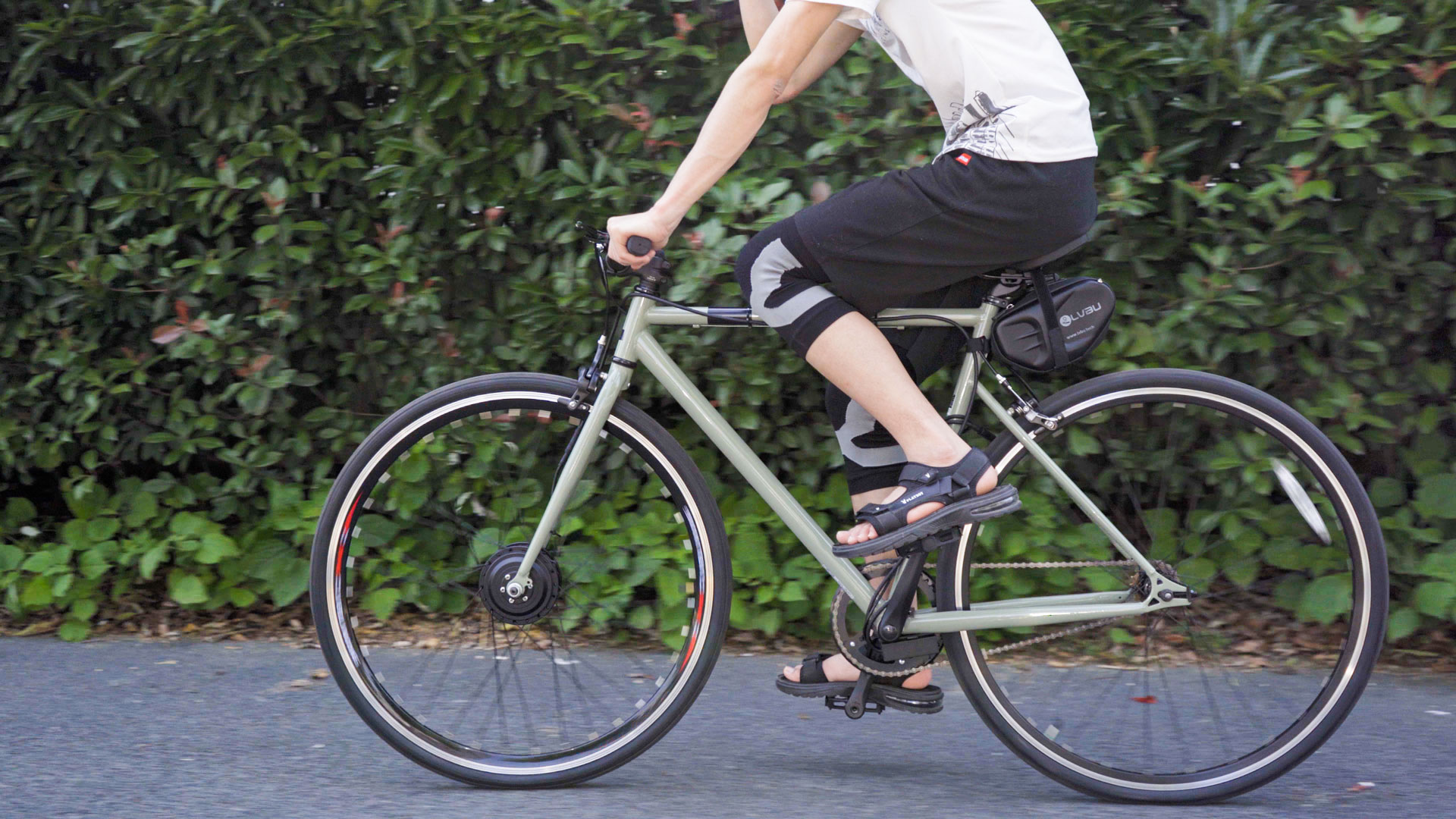 新手想入门骑行有哪些装备是必需的？(图7)