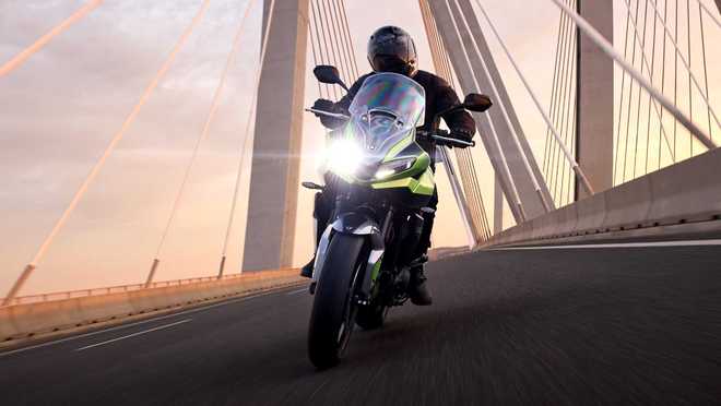 性价比超高！10款值得投资的运动旅行摩托车推荐(图1)