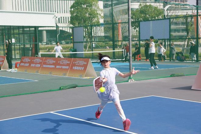 潮涌金湾活力续航!2025中国时尚体育季(珠海站)圆满收官(图6) 潮涌金湾活力续航!2025中国时尚体育季(珠海站)圆满收官(图6)