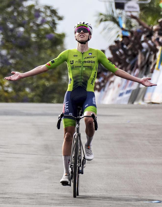 年终稿新华社体育部评出2025年国际十佳运动员(图8) 年终稿新华社体育部评出2025年国际十佳运动员(图8)