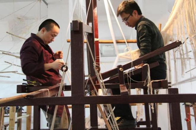 江苏南京：一袭旗袍出云锦千年非遗正芳华(图3)