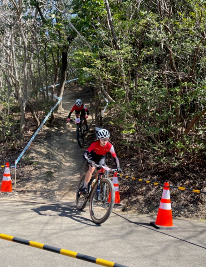 昭通运动员伍志帆在日本杯山地自行车赛中夺得冠军!(图1) 昭通运动员伍志帆在日本杯山地自行车赛中夺得冠军!(图1)