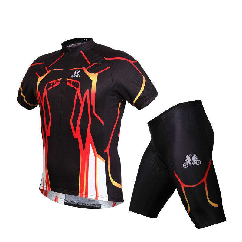 户外自行车骑行爱好者必备六大装备骑行强光手电筒更重要(图6) 户外自行车骑行爱好者必备六大装备骑行强光手电筒更重要(图6)