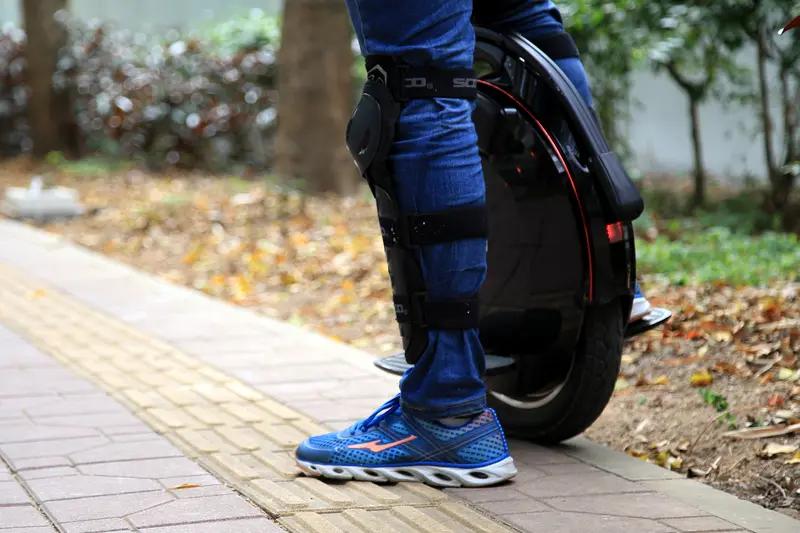 南非LEATT护膝:越野骑行的顶级防护装备(图2) 南非LEATT护膝:越野骑行的顶级防护装备(图2)