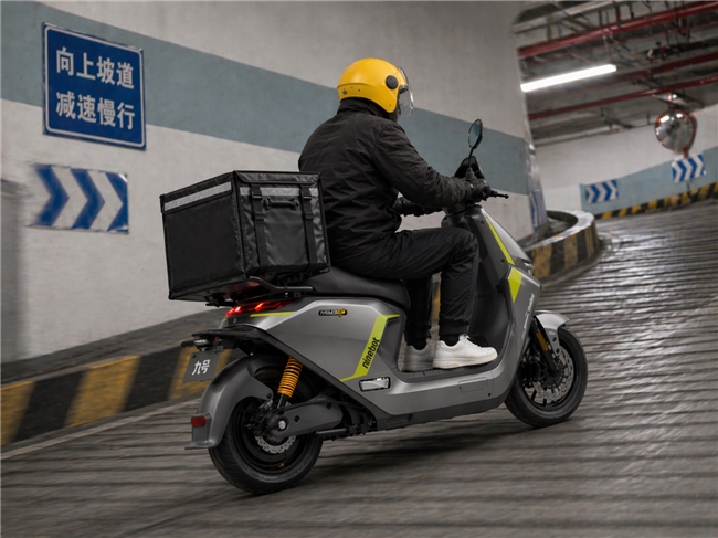 买对不买贵！外卖骑手必看：5K级预算闭眼入这台全能外卖电动车(图1)